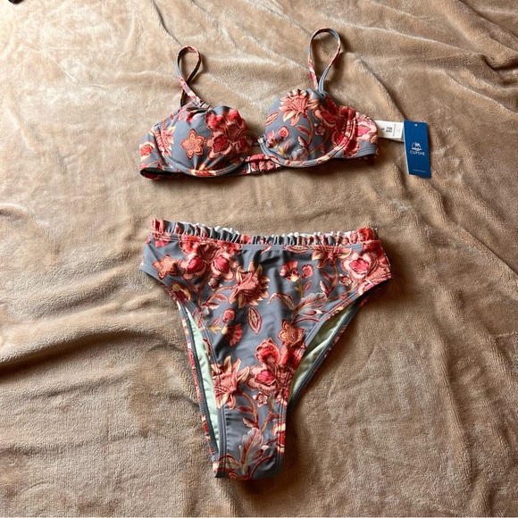 CUPSHE Sage Green and Pink Floral High Waisted Ruffle Underwire Bikini - Size S - Picture 5 of 14
